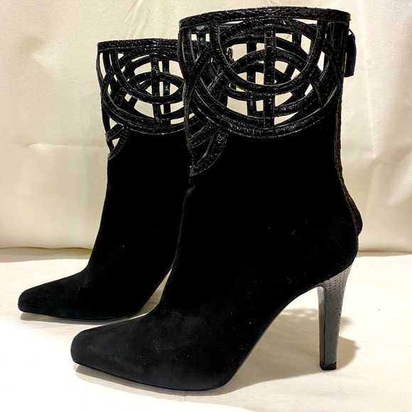 Catherine Malandrino Shoes - Catherine Malandrino black suede boots